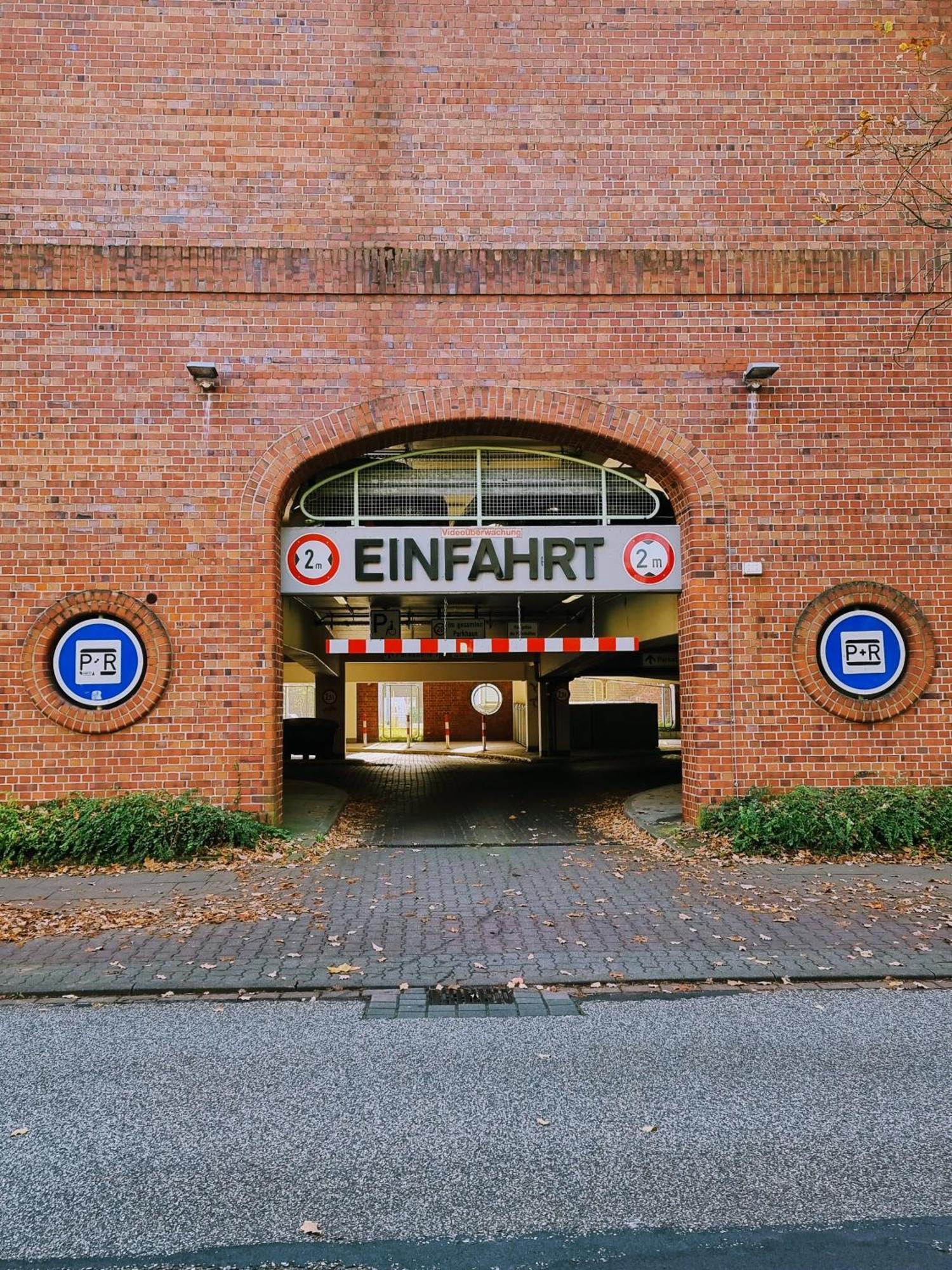Have-A-Nice-Stay - Nahe Bahnhof Ahrensburg - 20 Minuten Nach Hamburg - Trotzdem Ruhig Gelegen - 6 Minuten Zu Fuss Ins Zentrum Ahrensburg - Modern Eingerichtet エクステリア 写真